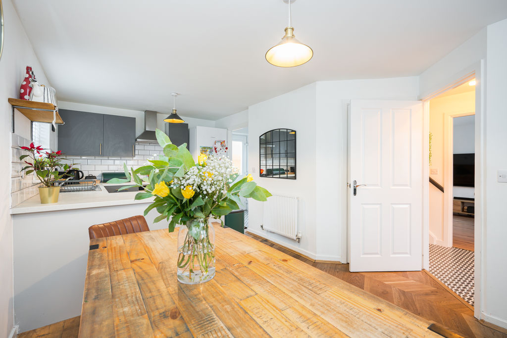 Kitchen / Dining Room- click for photo gallery